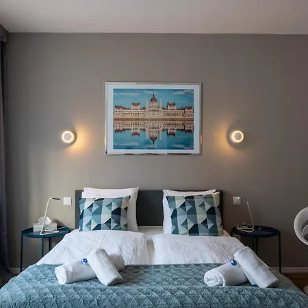 Sweet Apartment *