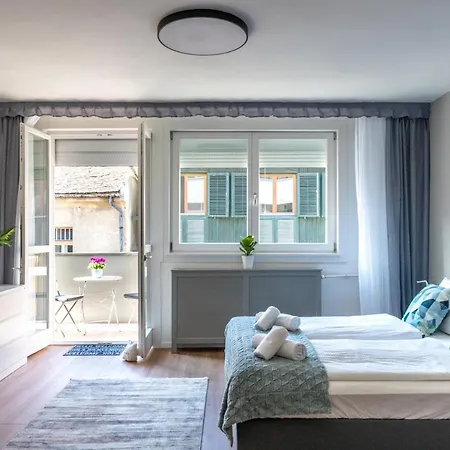 Sweet Apartment